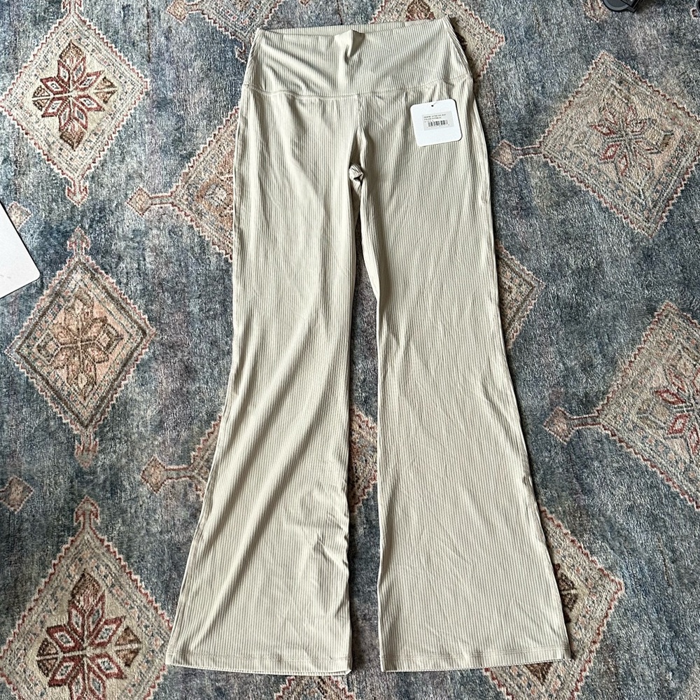 Yelete Ribbed Flair Leggings